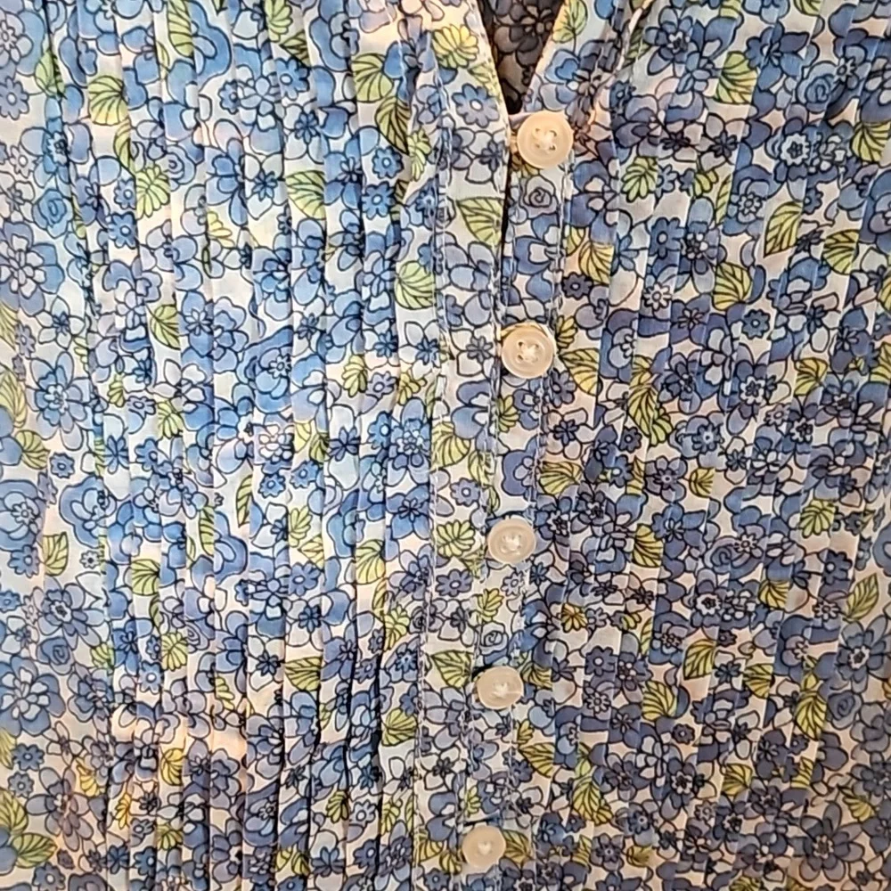 Cute capped sleeve tunic - Picture 4 of 5